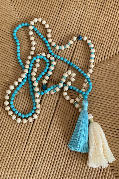 Boho Chic Turquoise Beaded Necklace
